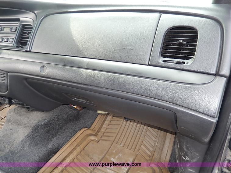 image for item I9321 2009 Ford Crown Victoria Police Interceptor