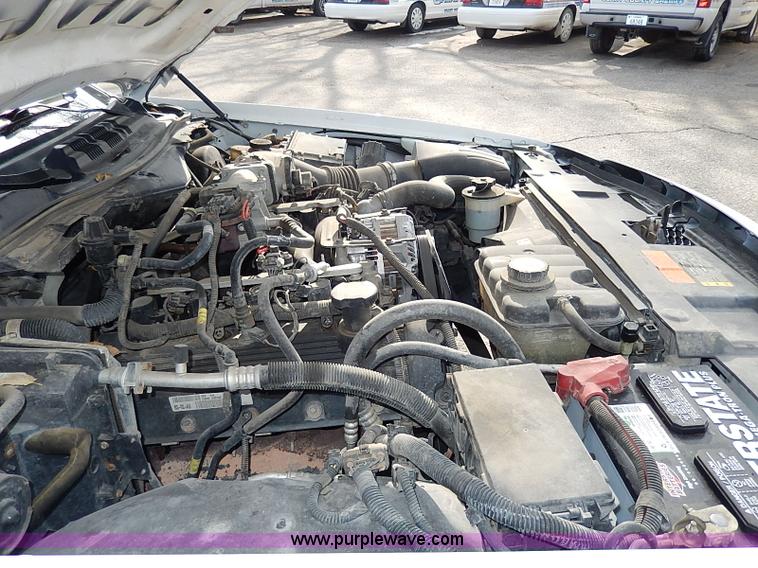 image for item I9322 2006 Ford Crown Victoria Police Interceptor