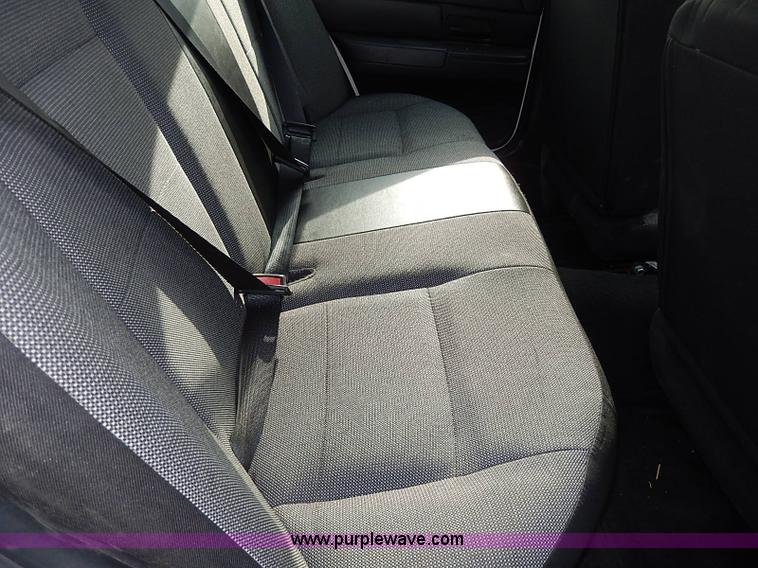 image for item I9322 2006 Ford Crown Victoria Police Interceptor