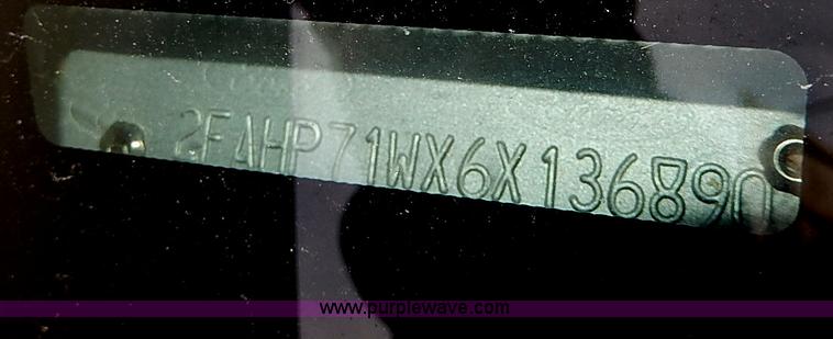 image for item I9322 2006 Ford Crown Victoria Police Interceptor