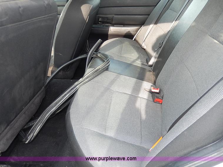 image for item I9323 2008 Ford Crown Victoria Police Interceptor