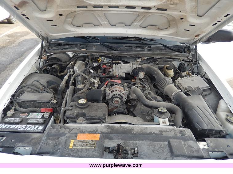 image for item I9323 2008 Ford Crown Victoria Police Interceptor