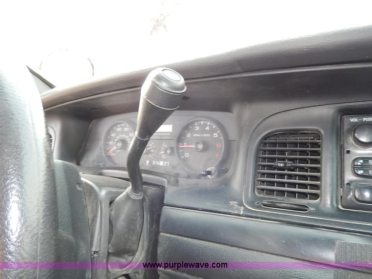 image for item I9324 2006 Ford Crown Victoria Police Interceptor