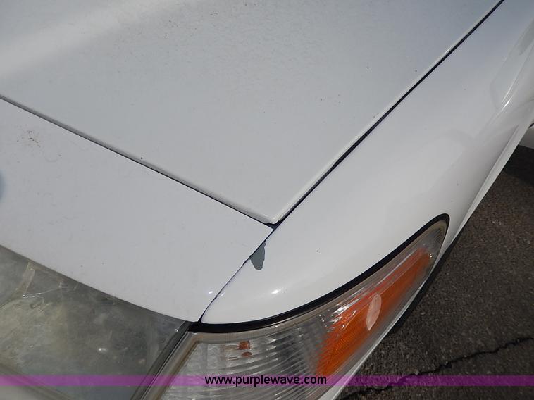 image for item I9324 2006 Ford Crown Victoria Police Interceptor