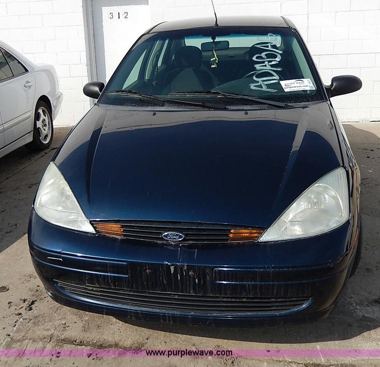 image for item I9327 2002 Ford Focus SE