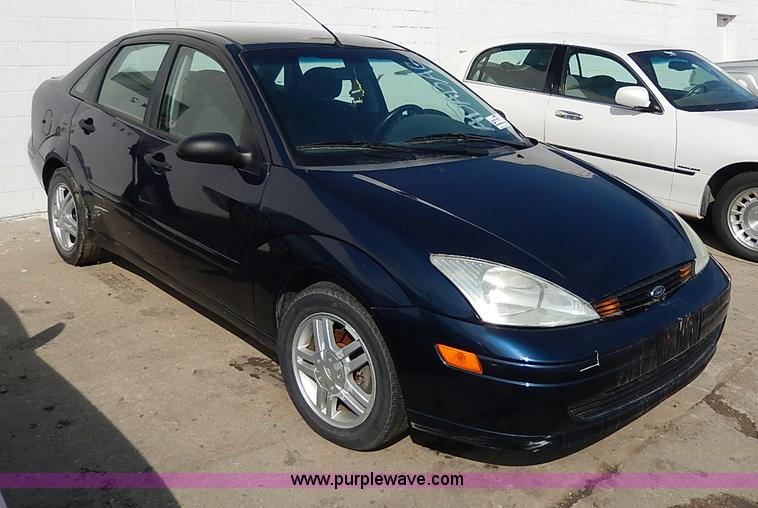 image for item I9327 2002 Ford Focus SE