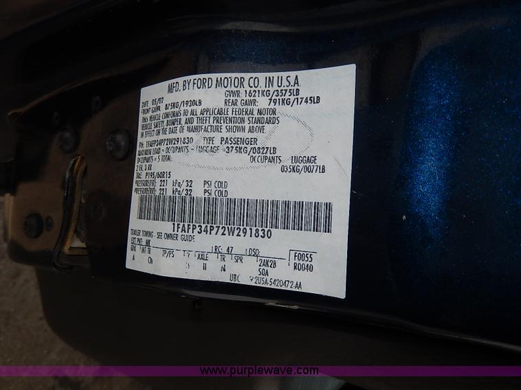image for item I9327 2002 Ford Focus SE