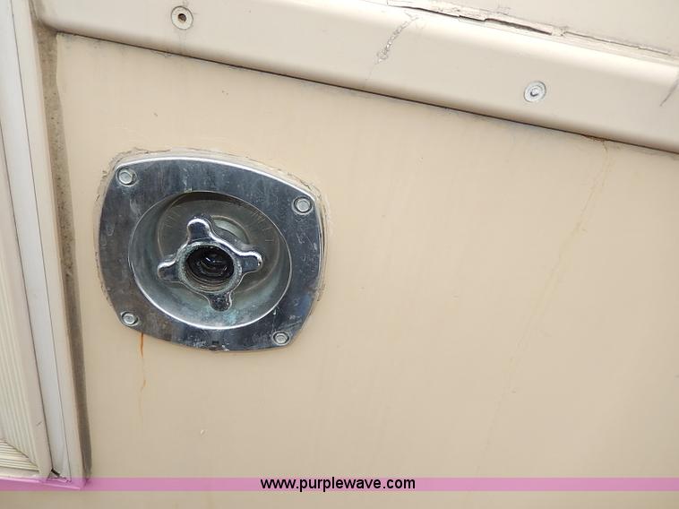 image for item I9328 1989 Chevrolet Fleetwood P30 Bounder RV