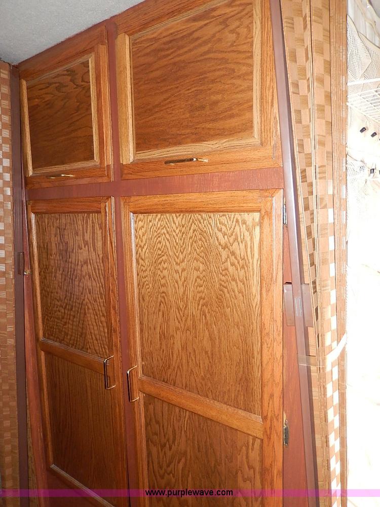 image for item I9328 1989 Chevrolet Fleetwood P30 Bounder RV