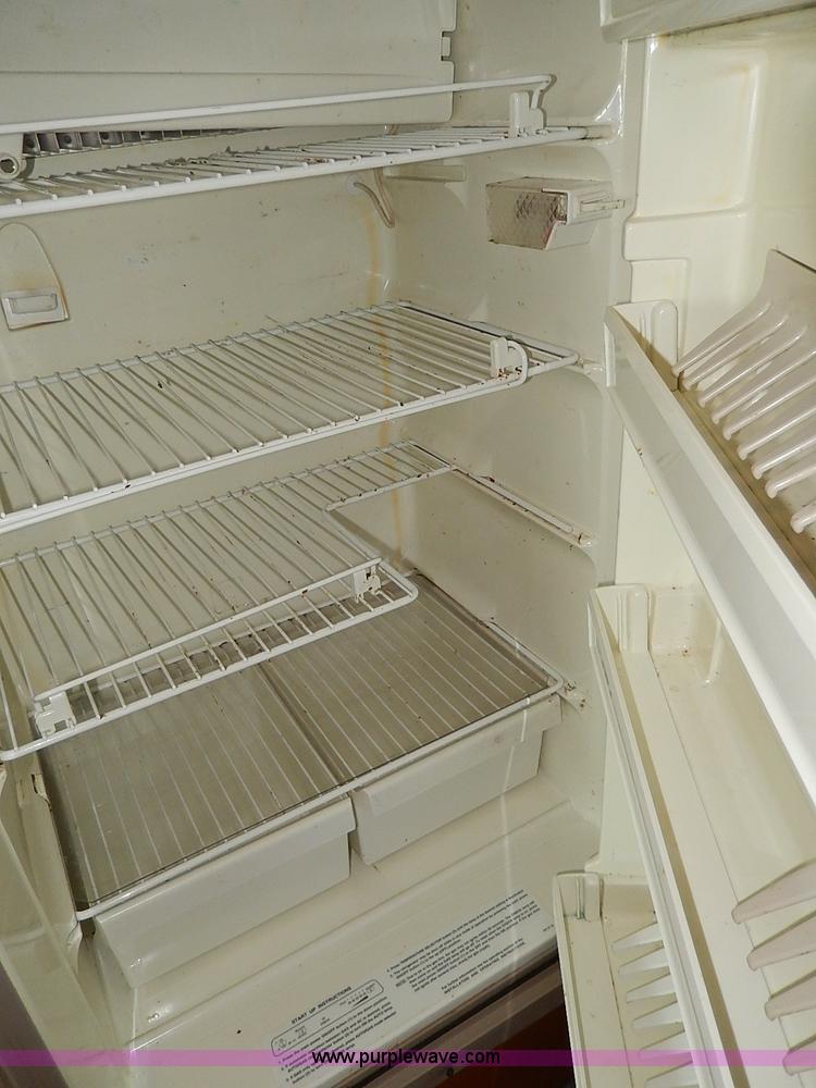 image for item I9328 1989 Chevrolet Fleetwood P30 Bounder RV