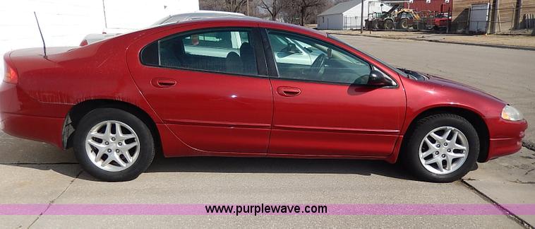 image for item I9329 2004 Dodge Intrepid SE