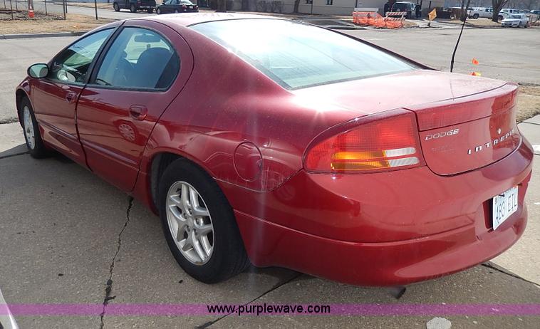 image for item I9329 2004 Dodge Intrepid SE