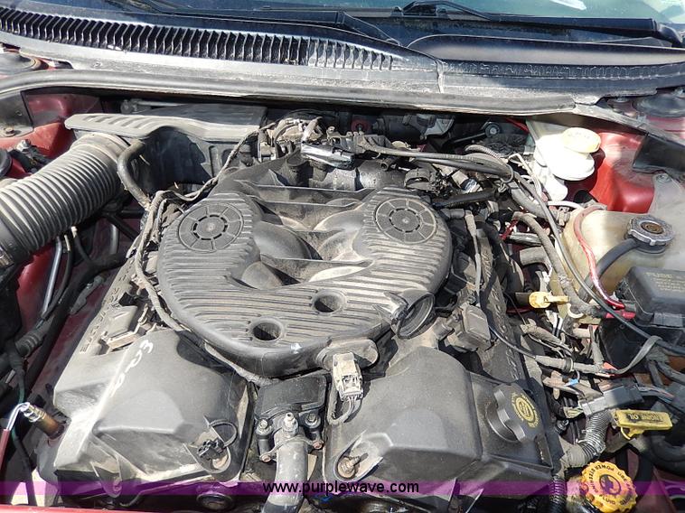 image for item I9329 2004 Dodge Intrepid SE