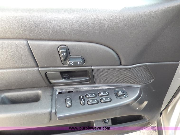 image for item I9330 2006 Ford Crown Victoria Police Interceptor