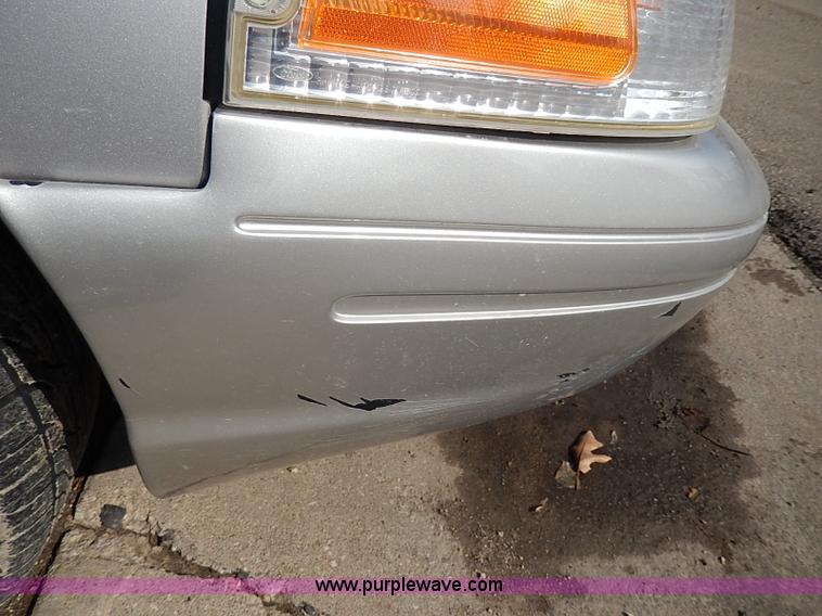 image for item I9330 2006 Ford Crown Victoria Police Interceptor