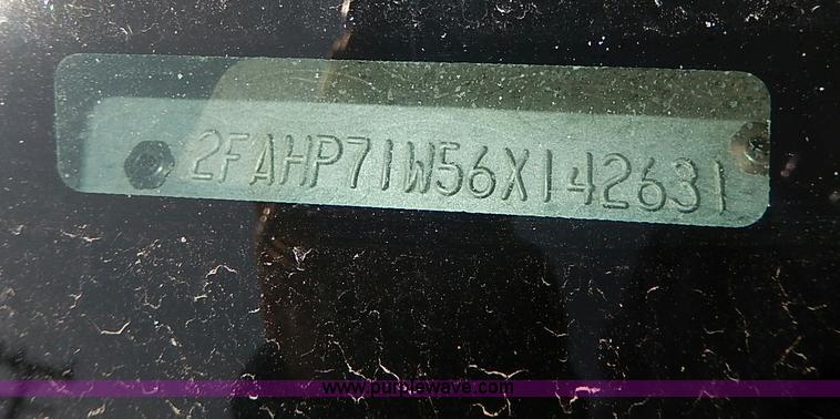 image for item I9330 2006 Ford Crown Victoria Police Interceptor