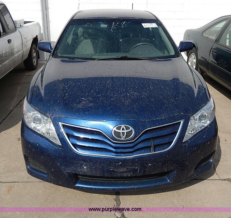 image for item I9332 2010 Toyota Camry LE