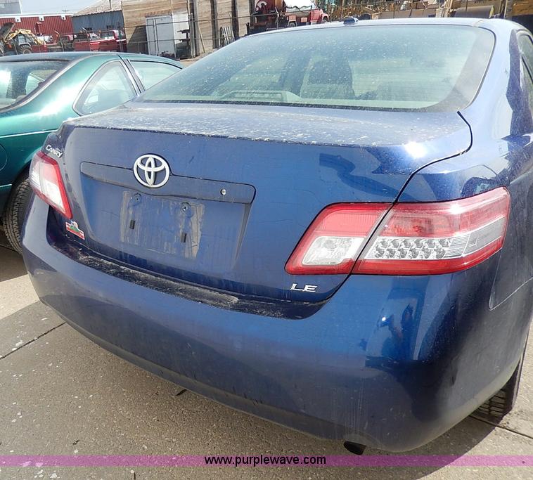 image for item I9332 2010 Toyota Camry LE