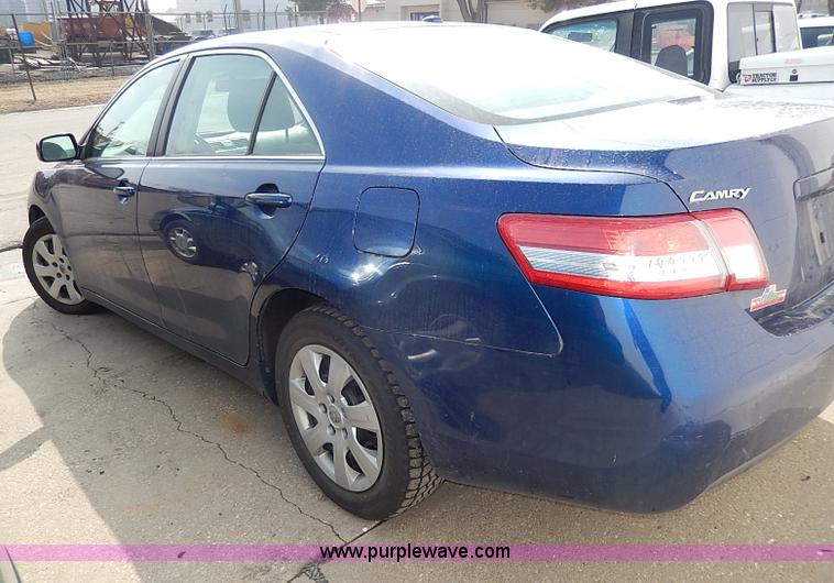 image for item I9332 2010 Toyota Camry LE
