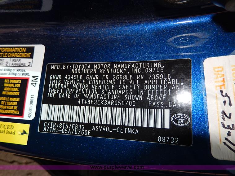 image for item I9332 2010 Toyota Camry LE