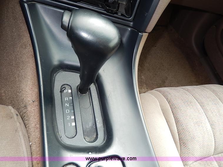 image for item I9333 1994 Ford Thunderbird