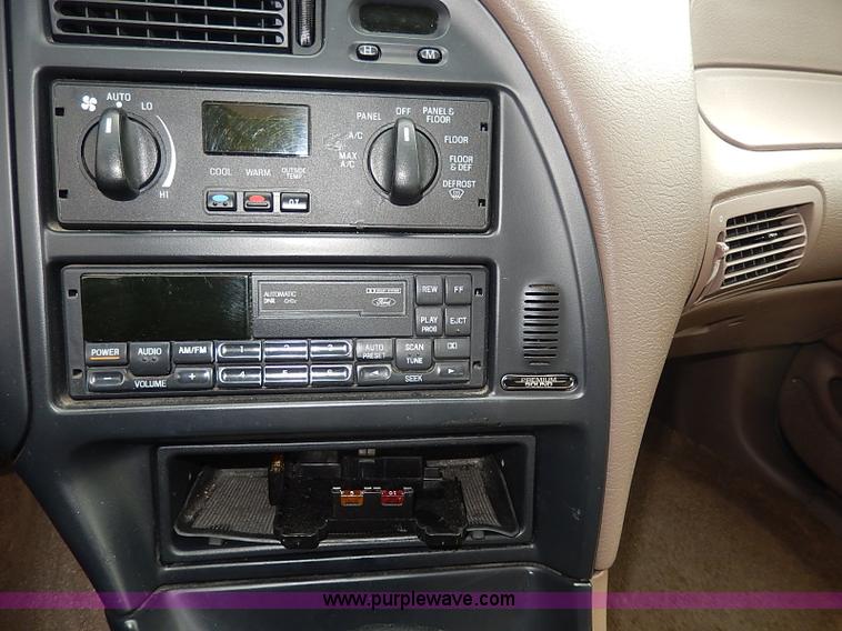 image for item I9333 1994 Ford Thunderbird