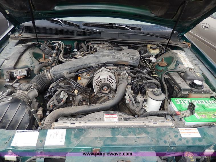 image for item I9333 1994 Ford Thunderbird