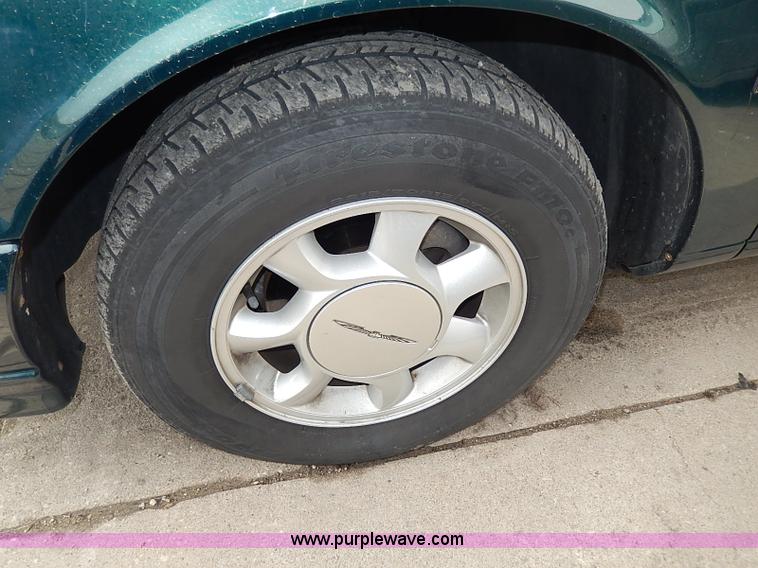 image for item I9333 1994 Ford Thunderbird