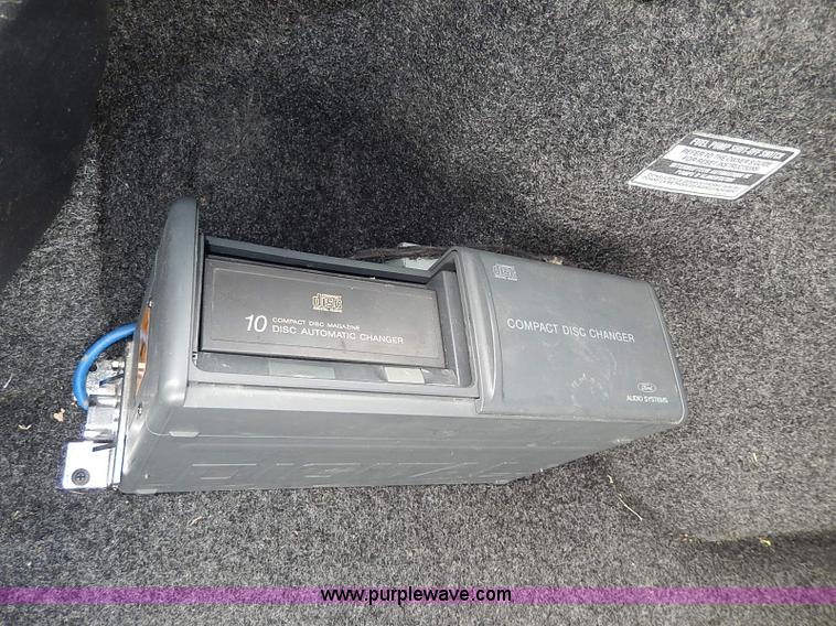 image for item I9333 1994 Ford Thunderbird