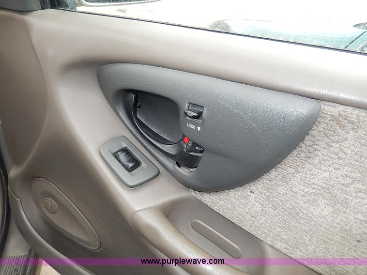 image for item I9334 1998 Chevrolet Malibu