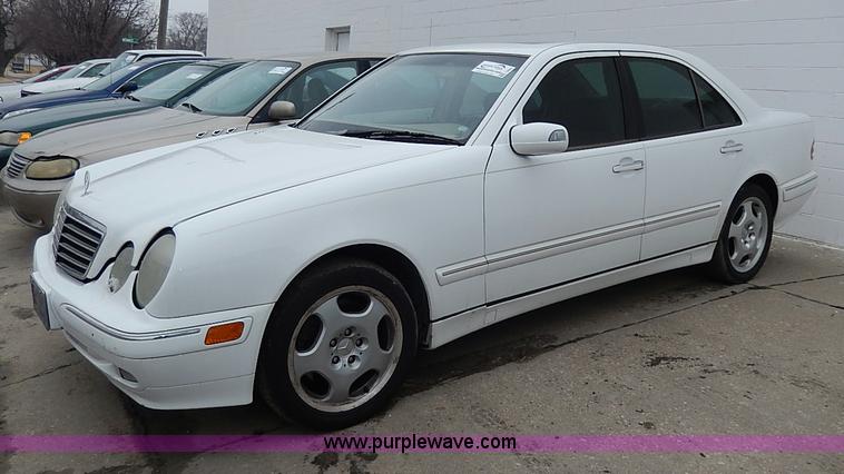 image for item I9335 2000 Mercedes Benz E430