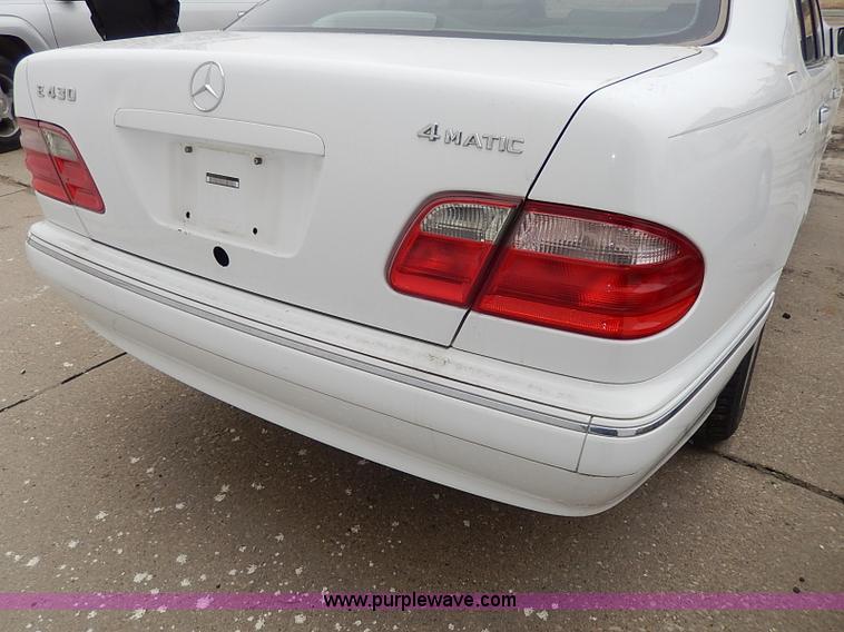 image for item I9335 2000 Mercedes Benz E430