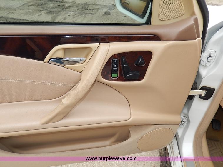 image for item I9335 2000 Mercedes Benz E430