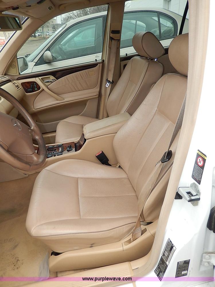 image for item I9335 2000 Mercedes Benz E430