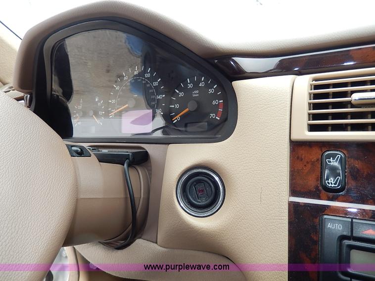 image for item I9335 2000 Mercedes Benz E430