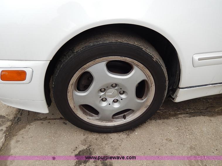 image for item I9335 2000 Mercedes Benz E430