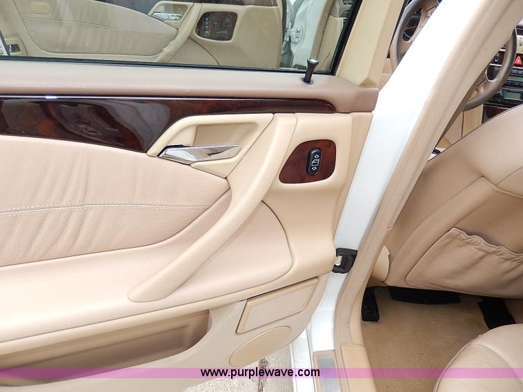 image for item I9335 2000 Mercedes Benz E430