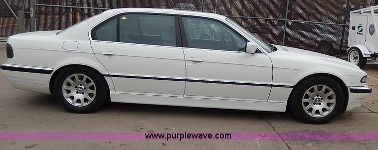 image for item I9353 2001 BMW 740iL