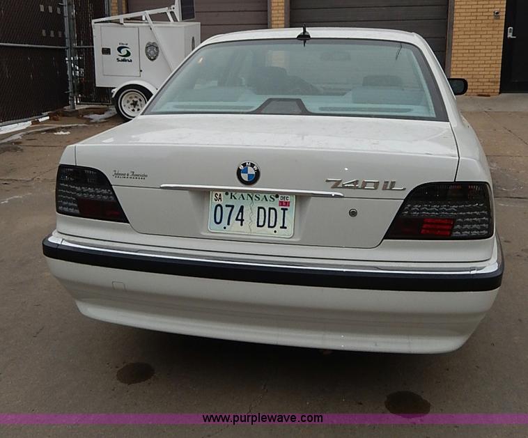 image for item I9353 2001 BMW 740iL
