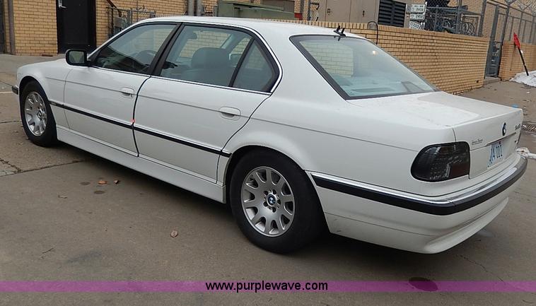 image for item I9353 2001 BMW 740iL