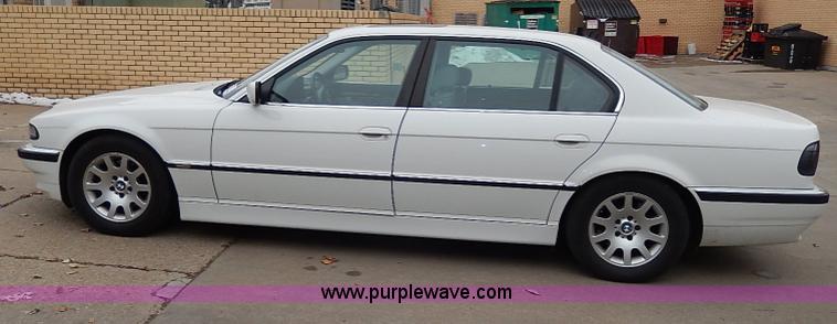 image for item I9353 2001 BMW 740iL