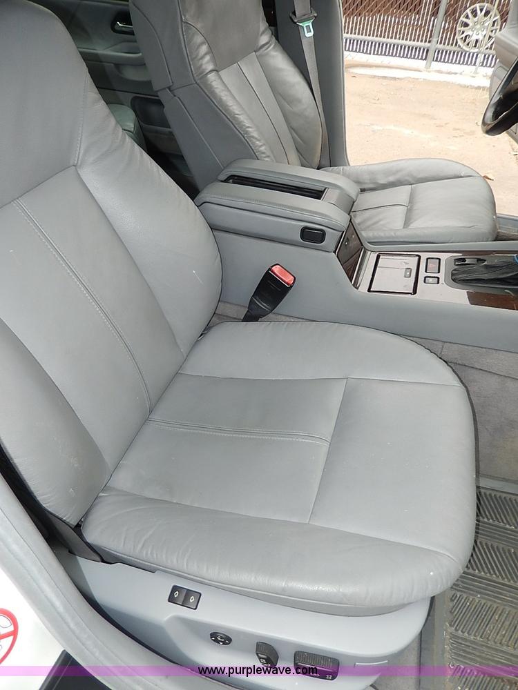 image for item I9353 2001 BMW 740iL