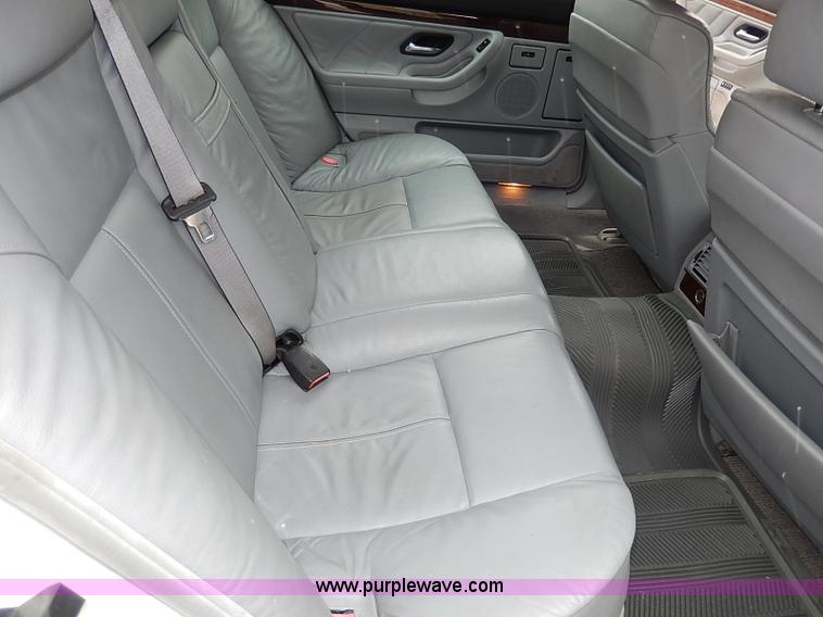 image for item I9353 2001 BMW 740iL