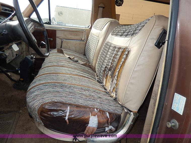 image for item I9356 1982 Ford Bronco XLT SUV