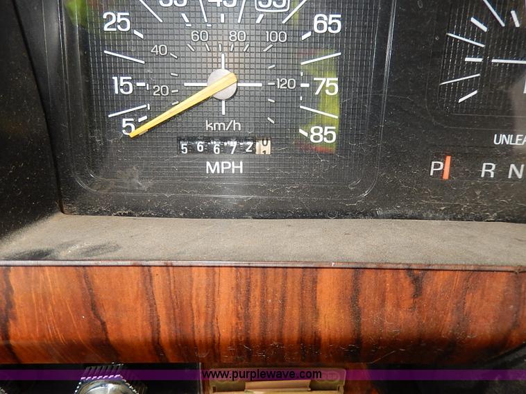 image for item I9356 1982 Ford Bronco XLT SUV