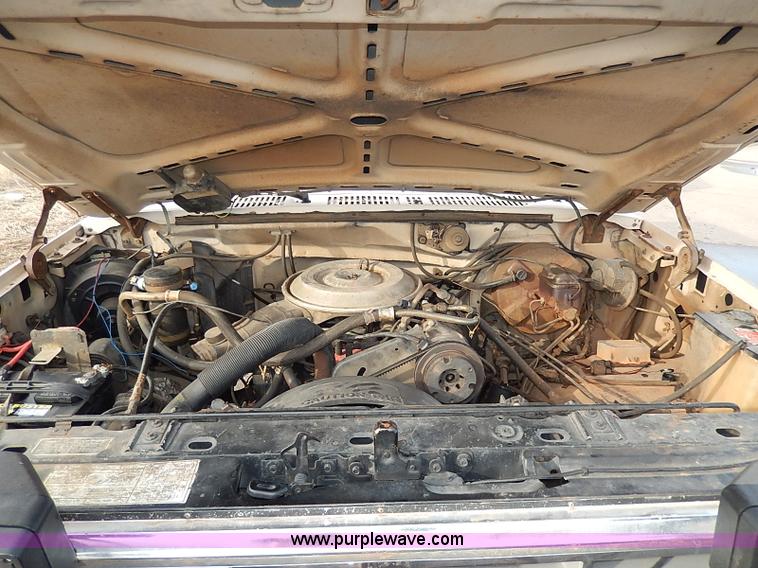 image for item I9356 1982 Ford Bronco XLT SUV