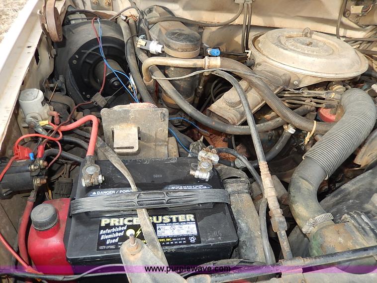 image for item I9356 1982 Ford Bronco XLT SUV