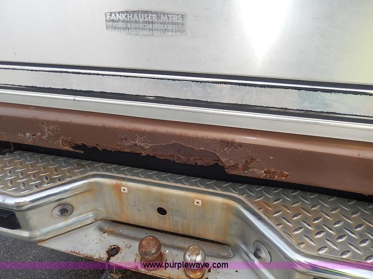 image for item I9356 1982 Ford Bronco XLT SUV