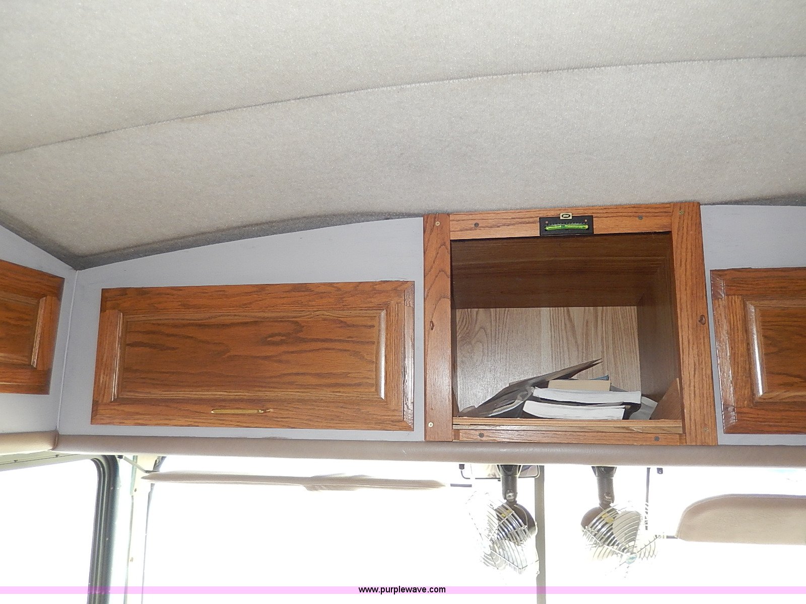 1989 Chevrolet Fleetwood P30 Bounder RV in Junction City, KS Item
