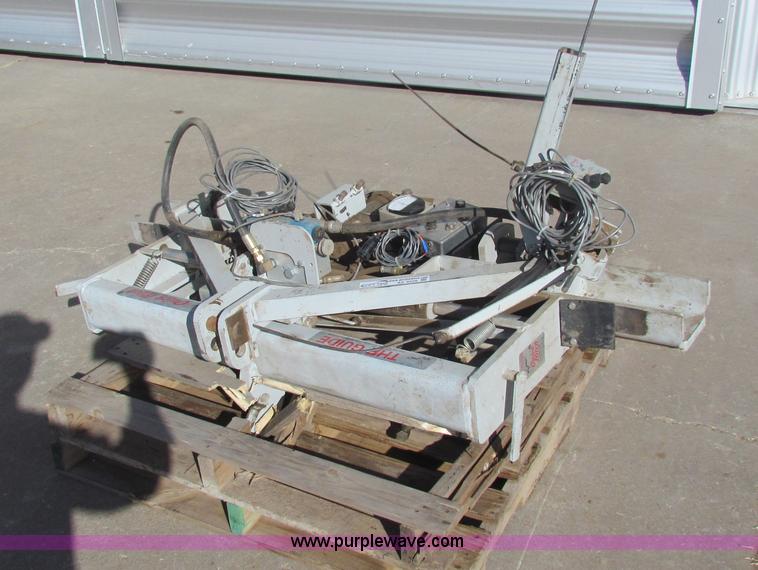 image for item AE9026 Quick hitch three point row crop guidance